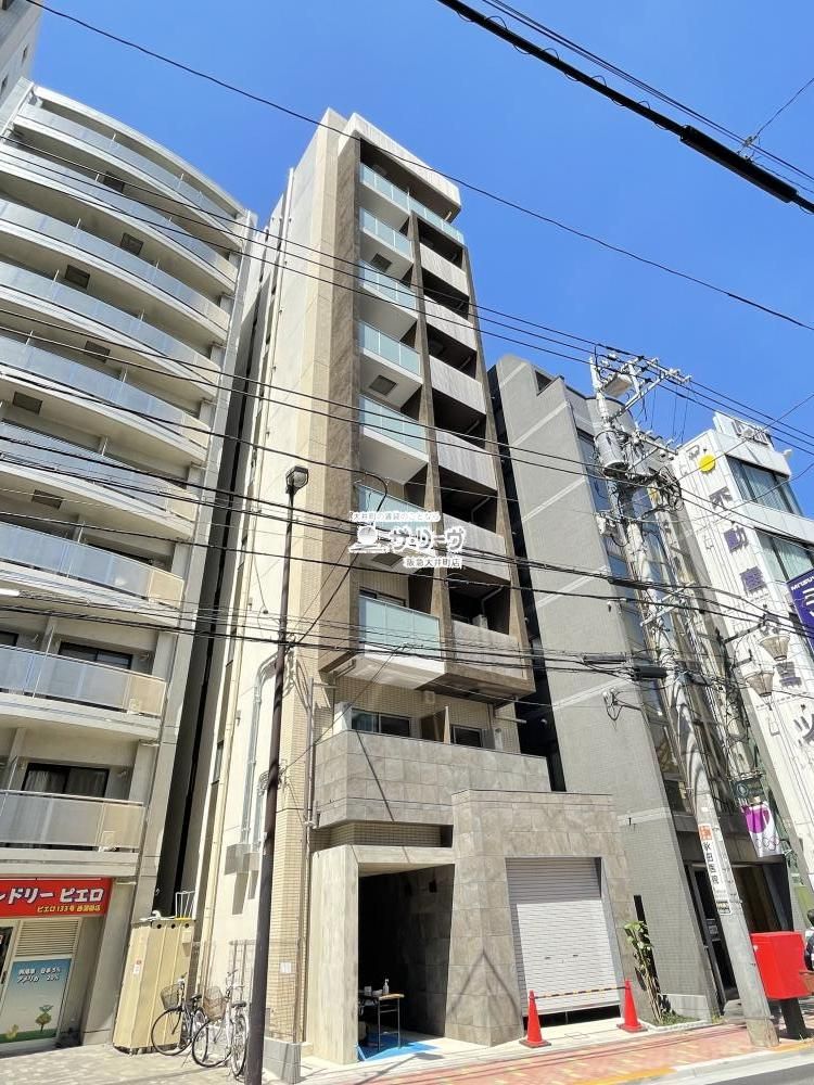 �N���X�^���p���X���� �����O��