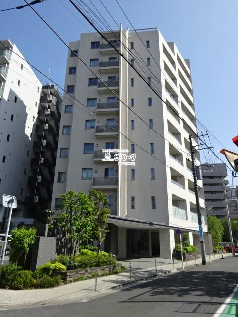 uYi O