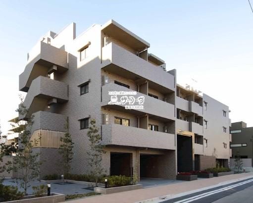 ���[�u����X�� �����O��