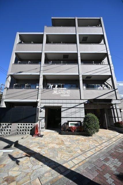 ���_�f���I�X�e�[�W�r�� �����O��