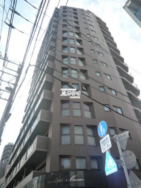 �O�����h�E�K�[������ �����O��