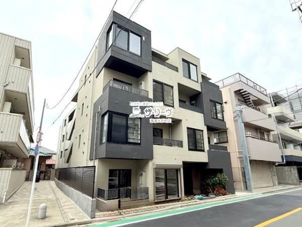 COMPOSITE�@��䒬�@HILLTOP �����O��