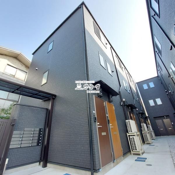 �v���C���K�[�f�����n�� �����O��